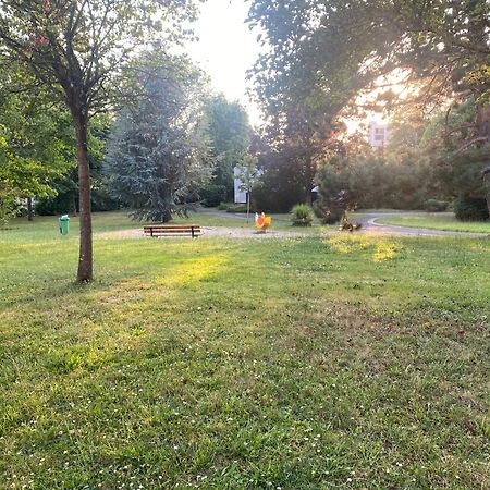 Appartement Proche Disneyland Paris 58M2-Coeur Du Centre Ville-Parking Vaires-sur-Marne Luaran gambar