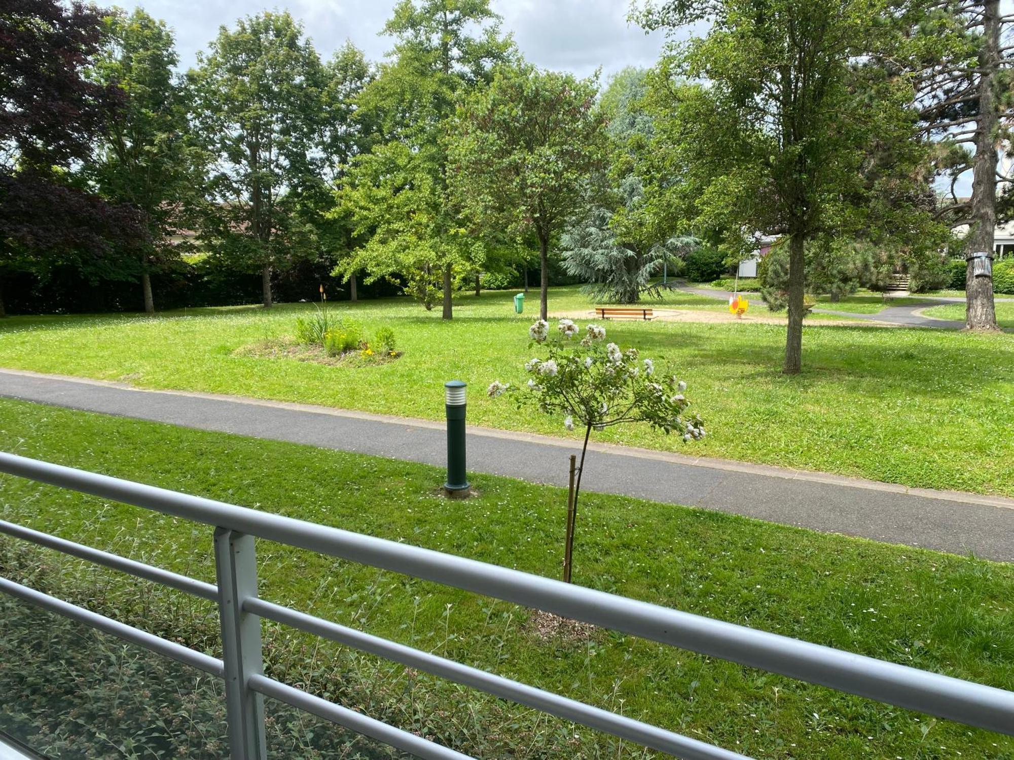 Appartement Proche Disneyland Paris 58M2-Coeur Du Centre Ville-Parking Vaires-sur-Marne Luaran gambar